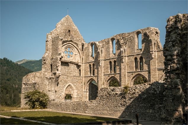 L'abbaye Sainte-Marie d'Aulps_Saint-Jean-d'Aulps - Lucie Tanguy / Vallée d'Aulps Tourisme