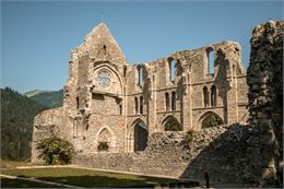 L'abbaye Sainte-Marie d'Aulps_Saint-Jean-d'Aulps - Lucie Tanguy / Vallée d'Aulps Tourisme