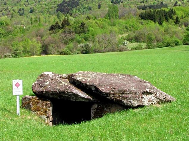 Dolmen.1110