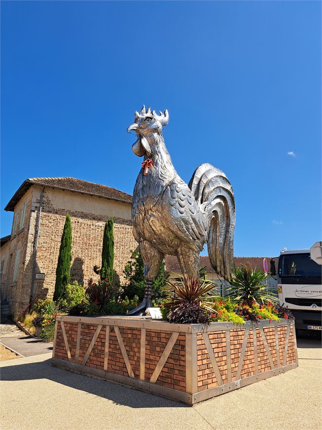 Coq sculpté_Mantenay-Montlin - OTGBA
