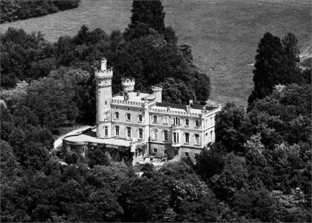 Château de Thénières