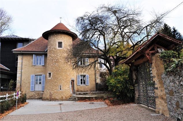 chateau de lucinges - Manoir du LIvre