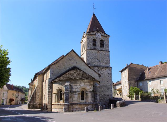 Vue extérieure église Lhuis - Marilou Perino
