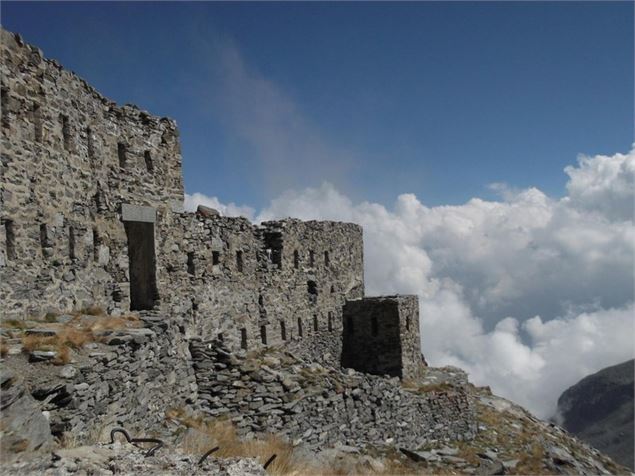 Le Fort du Malamot, au-dessus du Mont Cenis, à Val Cenis-Lanslebourg - X