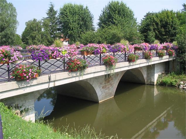 Pont fleuri - S.Ravoux
