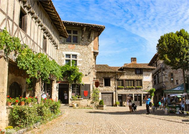 Place du tilleul - Marilou Perino