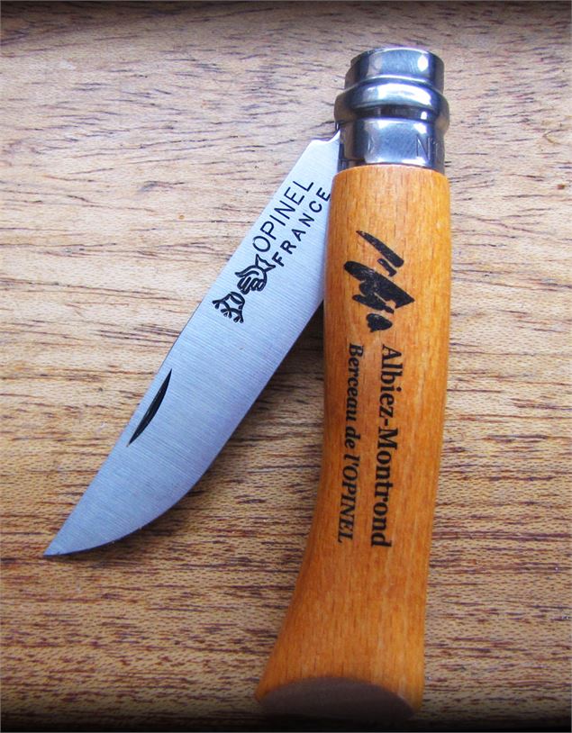 Le couteau Opinel - Albiez Tourisme