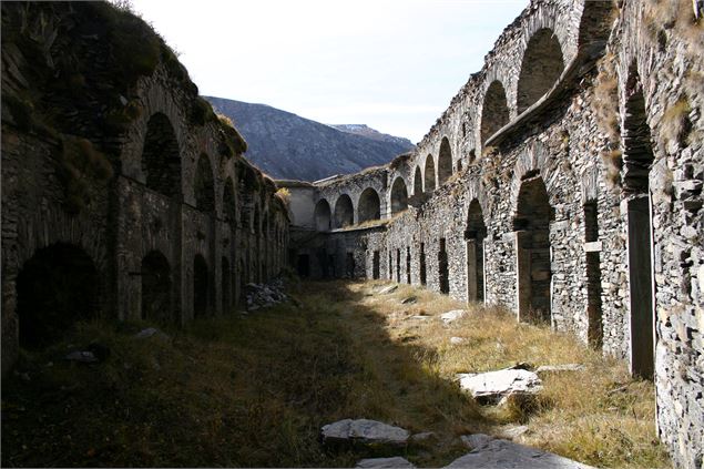 Le Fort de Variselle, au-dessus du lac du Mont Cenis, à Val Cenis-Lanslebourg - jjroch