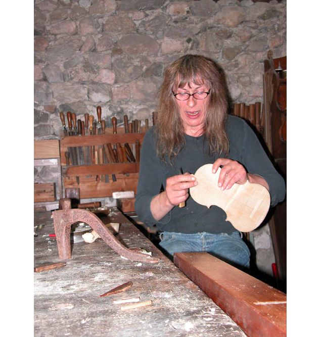 visite de l'atelier de lutherie à Habère Poche - S. Jaunin-OT Vallée Verte