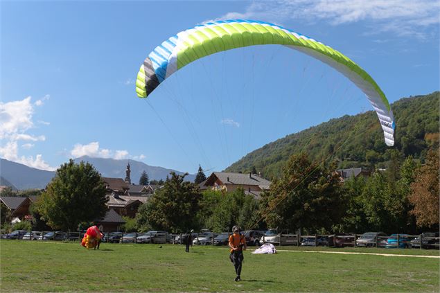 Zone d'atterrissage des parapentes - Geoffrey Vabre