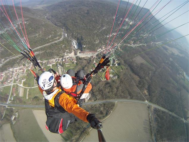 Décollage de parapente de Glandieu