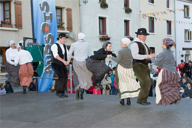 Groupe folklorique Aussois - MO. Lo zoerin