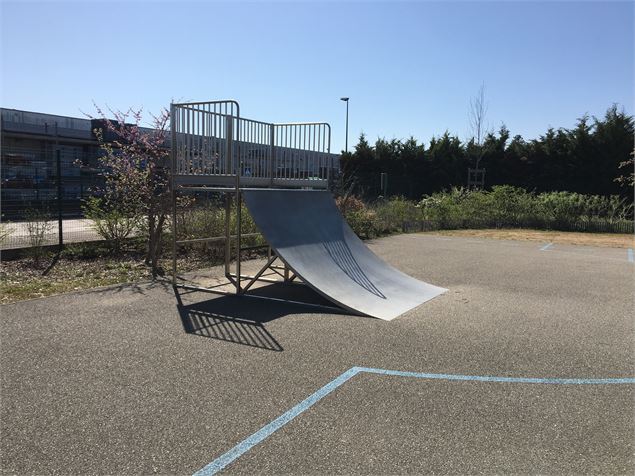 Skate Park à Beynost - Dombes Côtière Tourisme