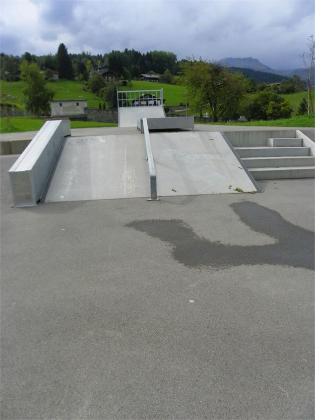 Piste de skate board - mairie de Combloux