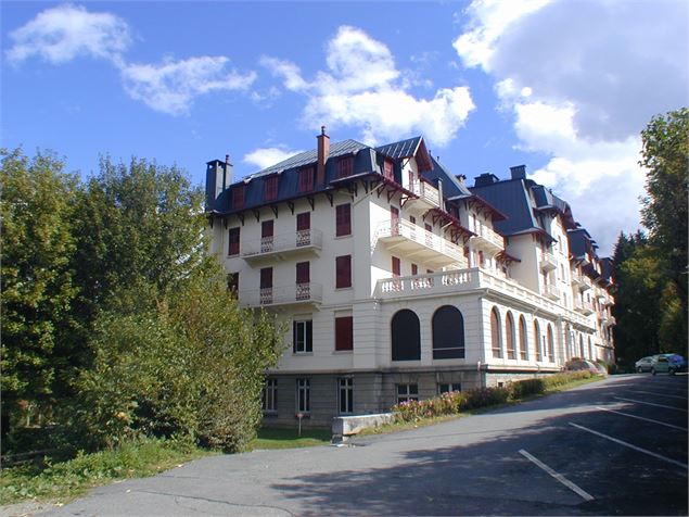 Le PLM, résidence du Mont-Blanc, ancien hôtel palace - Soren Rickards