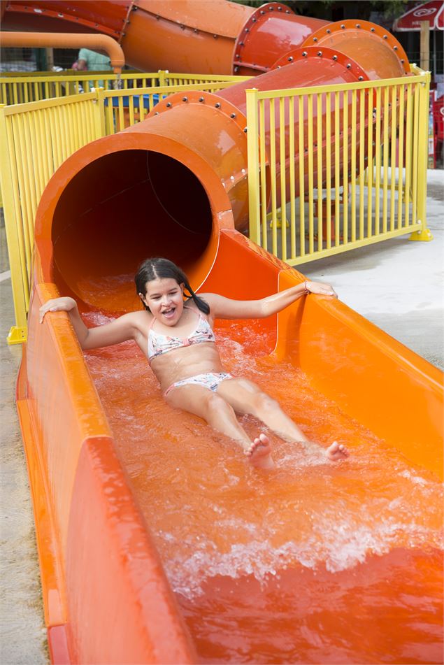 Saint Alban plage et son parc aquatique - A.Cottarel pour OT PLA