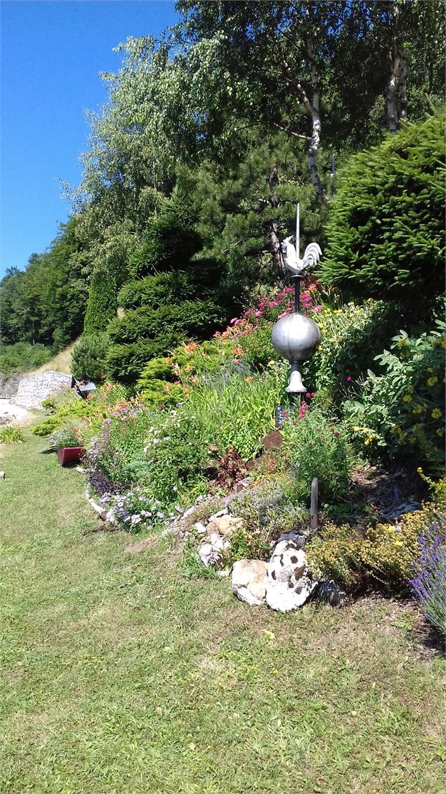 Jardin communal de Corbel - Evelyne Philippe