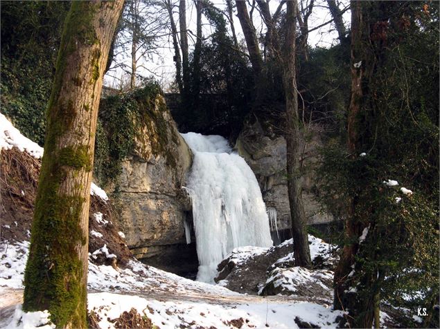 La 2ème cascade de Jacob en hiver. - Mairie de Jacob-Bellecombette
