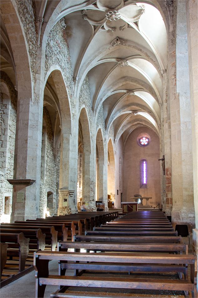 Autel église Sainte-Marie-Madeleine de Pérouges - Marilou Perino