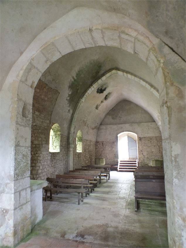Eglise de St Maurice d'Echazeaux - vue intérieure - Romain PIQUET
