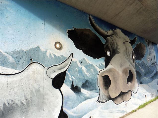 Art Vache : Les Yeux dans les Meuhs - DOKA Productions