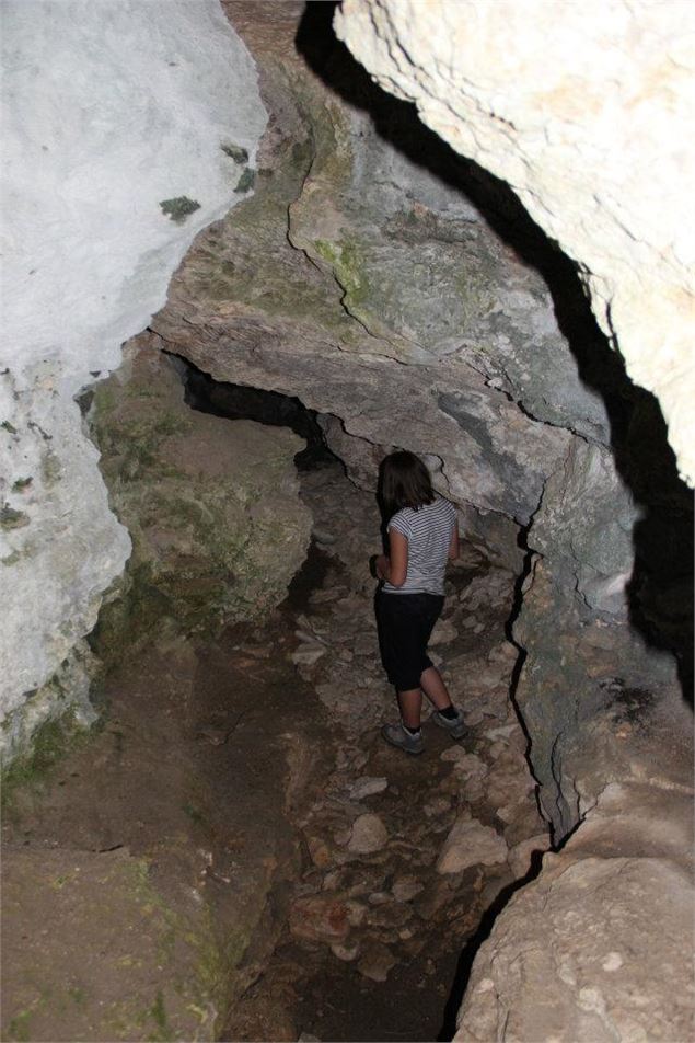 Grotte et crête de la Cabatane