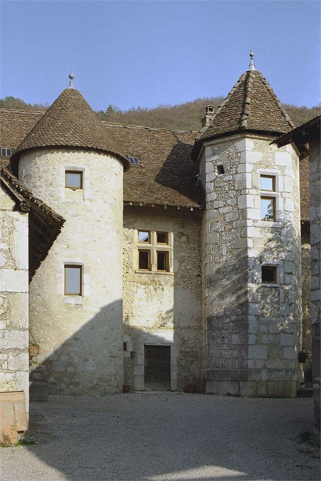 Maison forte de Vareppe - Bernard Vivier