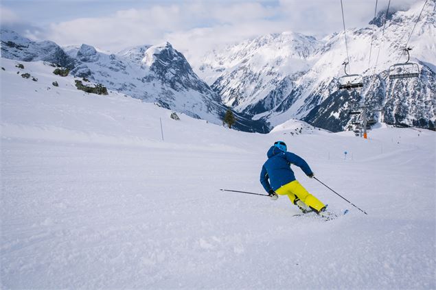 Skieur sur l'une des pistes du secteur Mont-Bochor - Guillaume Grasset - OT Pralognan-la-Vanoise