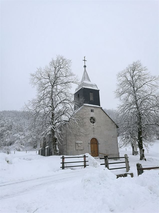 Plateau de Retord - la chapelle de Retord - Groupe Tétras Jura