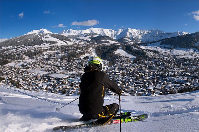 DEscente à ski sur Rochebrune - Mairie de Megève
