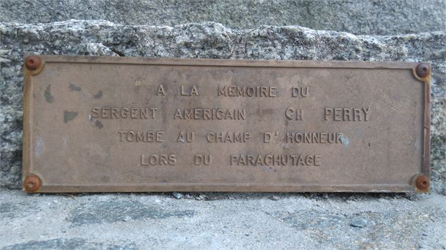 Monument commémorant le parachutage de 1944