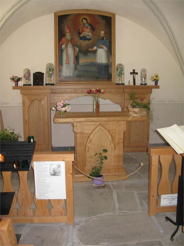 La chapelle des Plans l'autel - ©O.Epardeau