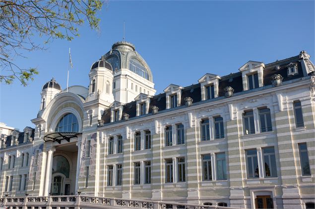 Le Palais Lumière à Évian-les-Bains - Mairie de Neuvecelle