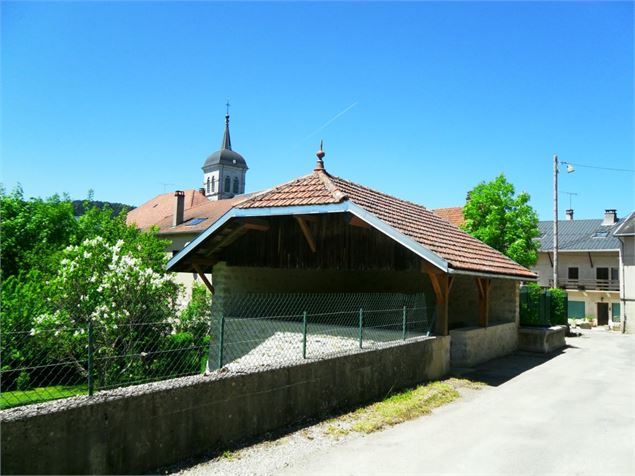 village - Alizée Gréau