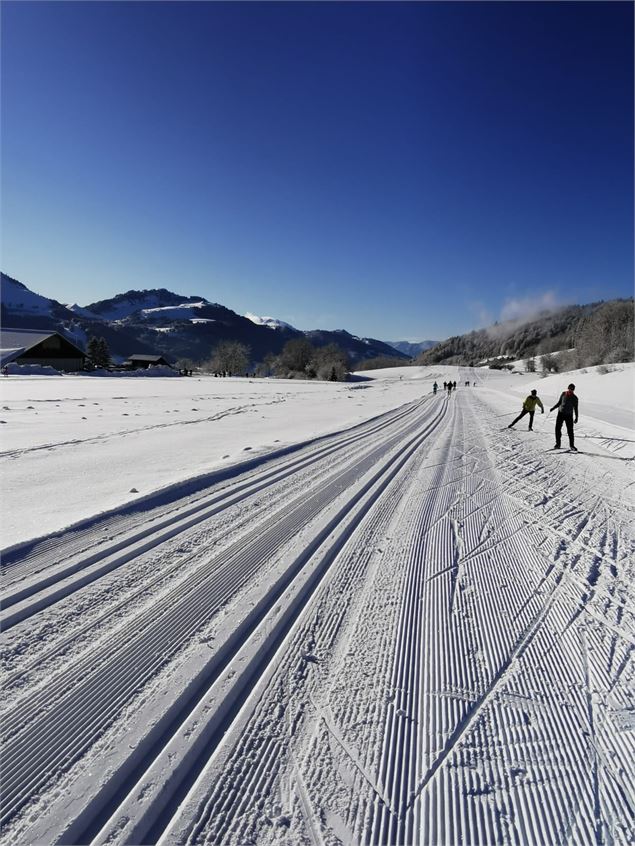 Ski aux Moises avec vue sur Miribel et Les Habères - Haute-Savoie Nordic