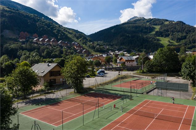 tennis valloire - A.Pernet /valloire Tourisme