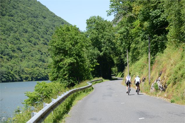 Promenade en vélo sur les gorges de l'Ain - Baltik