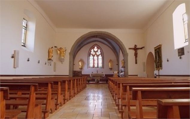 Eglise - vue de l'intérieur - Paroisse Saint-Jean Baptiste