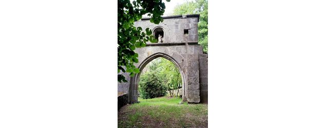 Porte Romane de l'ancienne Chartreuse de Pomier - Eric DURR