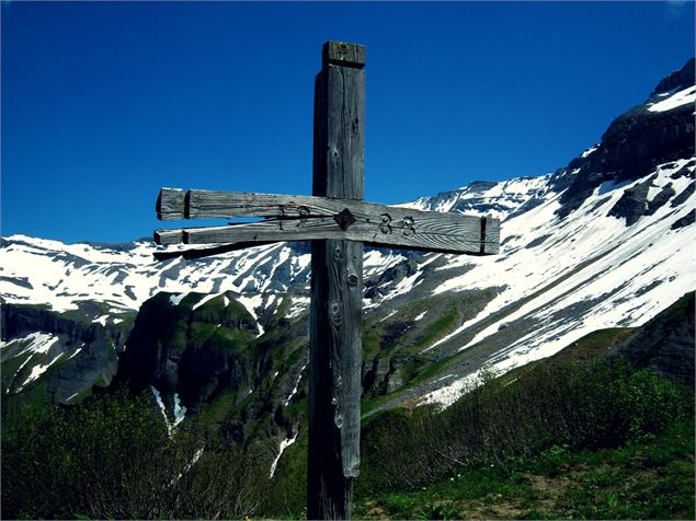 Croix de la Frête - Office de Tourisme de Sixt-Fer-à-Cheval