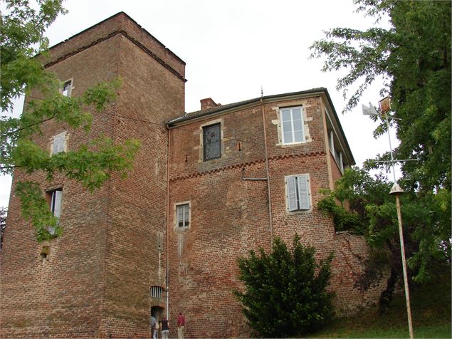 La tour principale - Office de tourisme du Pays de Bâgé et de Pont-de-Vaux
