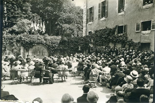 Inauguration du balustre d'or, juillet 1928. - Annecy Ville d'art et d'histoire