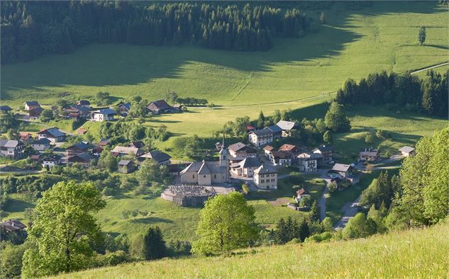 Village de Seytroux - Yvan Tisseyre/OT Vallée d'Aulps