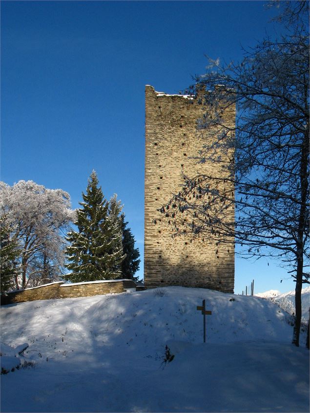 La tour Nord sous la neige - OT Coeur de Savoie