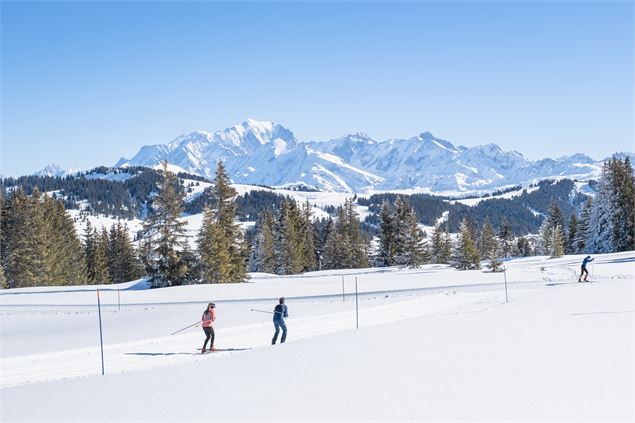 Le domaine de ski nordique des Saisies porte ouverte sur les grands espaces - Thuria