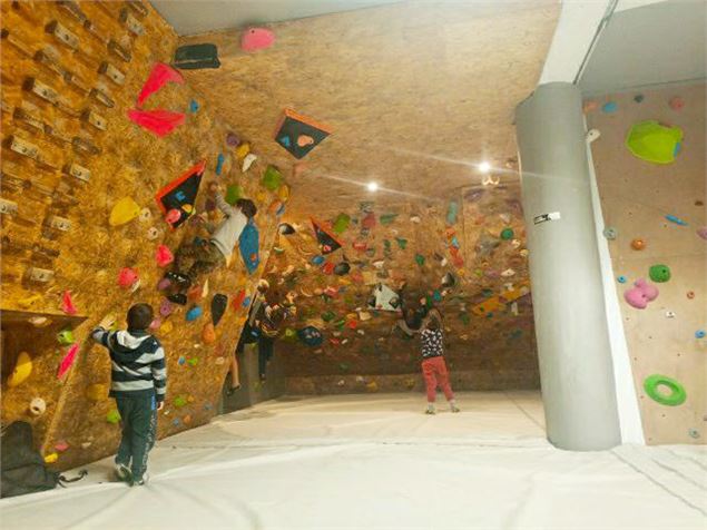 Salle d'escalade indoor d'Aussois - Oe scalade