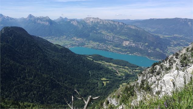 Vue lac depuis le sommet - Nicole Tissot