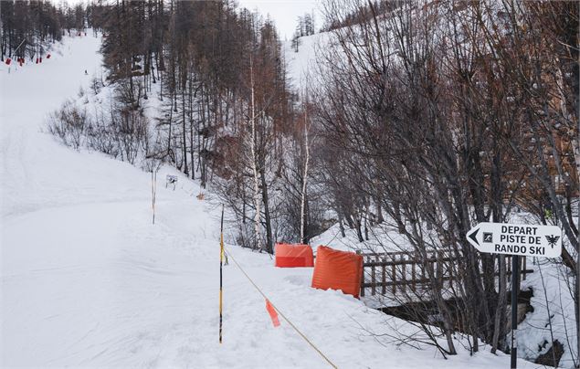 Depart brinzei - Val d'Isère Téléphériques / Maxime Bouclier