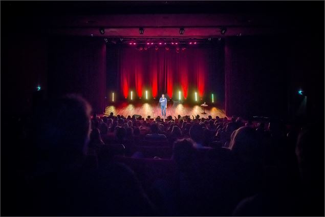 Auditorium - ©Greg Mistral