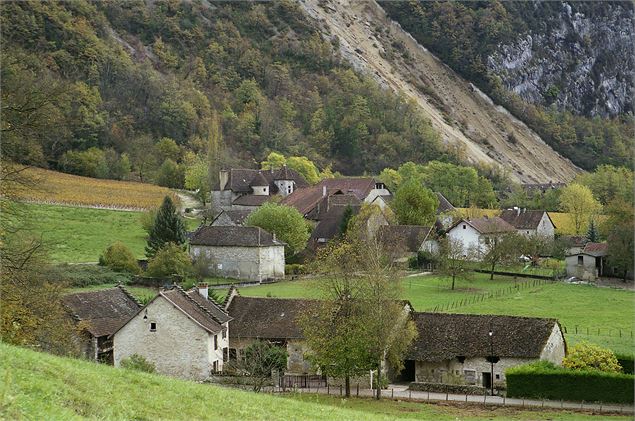 Vue sur Groslée - Bernard Vivier